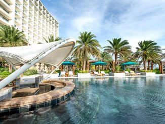 Beda hotel bintang 3 dan 5 ada apa saja? Mulai dari beda harga dan pelayanan, juga beda kualitas kamar dan kenyamanan.