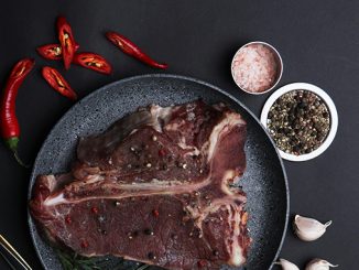 Masakan bumbu lada hitam favorit keluarga Indonesia tidak hanya ayam lada hitam, tetapi juga cumi, ikan, hingga daging sapi lada hitam