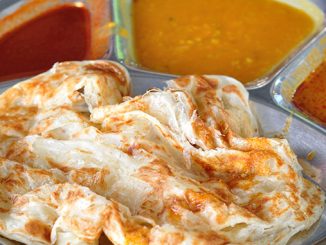 Resep roti canai yang mudah dan enak untuk sarapan, mudah dibuat di rumah. Dinikmati dengan cocolan kari kambing, kental manis, atau polosan.