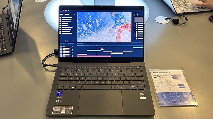 ASUS ExpertBook ultra andalan dalam pekerjaan