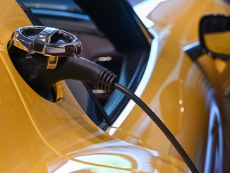 Apa saja yang perlu dicek sebelum membeli mobil listrik bekas di tahun 2026 ini? Pastikan mendapat daftar riwayat servis kendaraan idaman Anda
